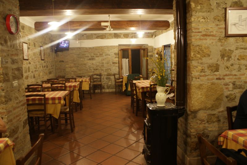 Sala Serafina "Un ristorante" tipico
